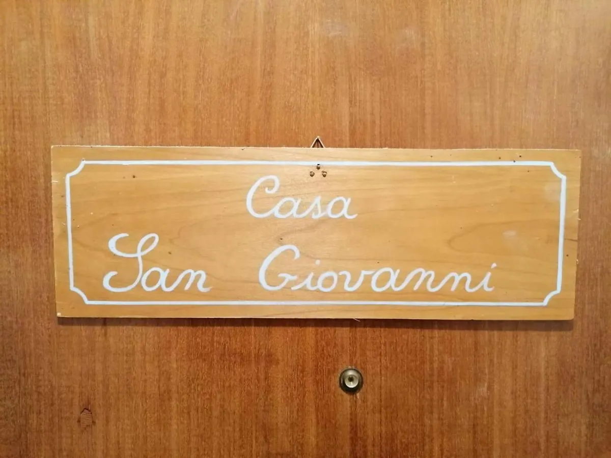 Central Apartment San Gimignano