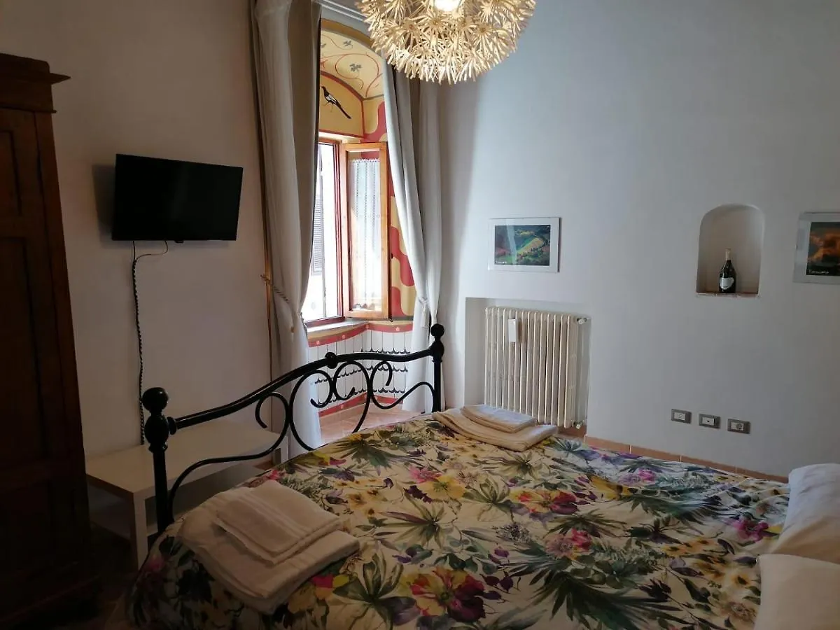 Central Apartment San Gimignano Italia